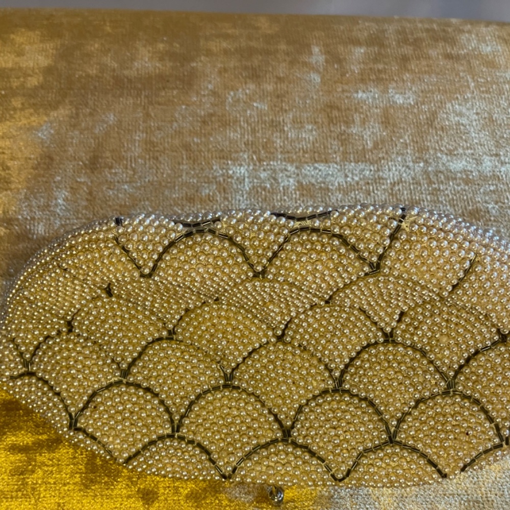 Beaded Clutch - Picture 2 of 5